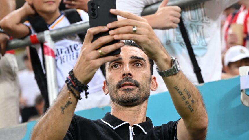 Charalambous își exprimă opinia după revenirea spectaculoasă a FCSB în meciul cu Drita: „Trebuie să o luăm de la capăt!” 1 exclusiv reactia lui charalambous dupa remontada din fcsb drita va trebui sa incepem de la zero 6895230092159