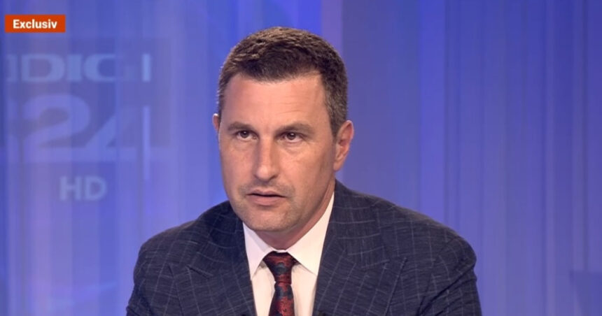 Tanczos Barna răspunde controverselor legate de CSM: „11.000 de lei reprezintă o pensie semnificativă”. Detalii despre reforme: „Nu vor fi derogări!” 1 exclusiv tanczos barna reactie in scandalul csm 11 000 de lei nu e o pensie mica anunt despre reforme nu vor exista exceptii 689105bf32b4c