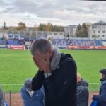 Un șef din Liga 1 aleargă la maratoane, dar îi asigură pe susținători: "Nu vă îngrijorați, nu mă alătur echipei ca alți patroni grăsuți!" 3 exclusiv un patron din liga 1 participa la maratoane dar isi linisteste fanii stati linistiti nu debutez la echipa ca alti patroni burtosi 6895b68aea838