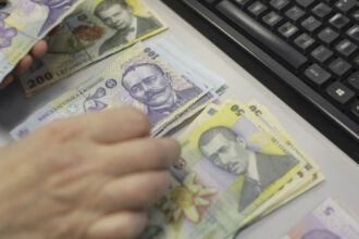 exclusiv vicepremierul tanczos barna spune in ce conditii va mai exista salariu de 10 000 de euro lunar la stat dupa adoptarea pachetului doi 6891105e7fa49
