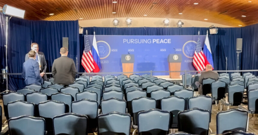 Motivul Kremlinului pentru tăcerea lui Putin și Trump după întâlnirea din Alaska: ce se ascunde în spatele tăcerii? 1 explicatia kremlinului pentru faptul ca putin si trump n au raspuns intrebarilor presei dupa summitul din alaska 68a010d02be6a