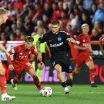 FCSB se confruntă cu Aberdeen la ora 21:30 (Pro TV & VOYO). Ce rezultat atrage cele mai multe mize? Analiza lui Dan Chilom + șansele FCSB-ului de a avansa + formațiile preconizate. 2 fcsb aberdeen de la 2130 pro tv voyo care e cel mai pariat scor analiza lui dan chilom cota fcsb ului la calificare echipe probabile 68afedd3f2f47