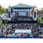 Festivalul Mamaia începe! Descoperă întreaga agendă și părerile lui Florin Mitroi, președintele CJC, și ale Laurei Abibula Stroe, directorul Centrului Burada, despre acest eveniment. 2 festivalul mamaia la start iata programul complet ce spun florin mitroi presedintele cjc si laura abibula stroe directorul centrului burada despre eveniment 68a5d30924dd2