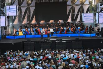 festivalul national de muzica usoara mamaia scena emblematica a muzicii usoare romanesti 68a6d38385674