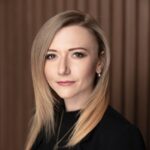 Filip & Company a sprijinit Ministerul Finanțelor al României în atragerea unor investiții private de peste 2 miliarde de euro prin intermediul împrumuturilor. 3 filip company a asistat statul roman prin ministerul finantelor in contractarea unor plasamente private sub forma de imprumuturi in valoare de peste 2 miliarde de euro 68ac2d7f44aa4