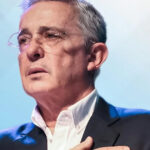 Alvaro Uribe, fost lider columbian, înfruntă 12 ani de detenție la domiciliu 3 fostul presedinte al columbiei alvaro uribe condamnat la 12 ani de arest la domiciliu 688da85b20641