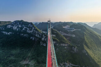 foto cel mai inalt versus cel mai lung pod din lume cum vor italia si china sa redefineasca limitele in constructii 6898868841111
