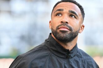 foto ciocanarii la shopping callum wilson a semnat cu west ham premier league se vede pe voyo 688f4c99e3619