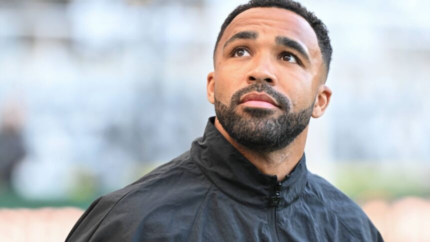 "Ciocănarii în acțiune: Callum Wilson își pune semnătura pe contractul cu West Ham! Urmărește Premier League pe VOYO!" 1 foto ciocanarii la shopping callum wilson a semnat cu west ham premier league se vede pe voyo 688f4c99e3619