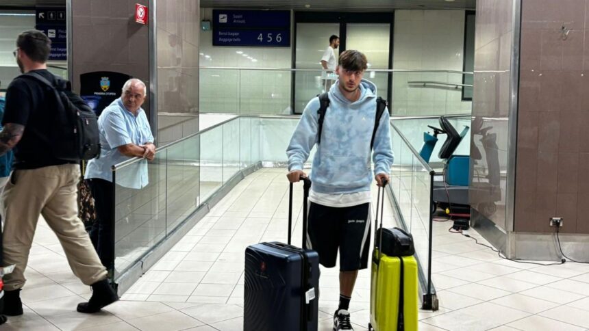 Cum își pregătește Dinamo surpriza mult așteptată de suporteri 1 foto cum pregateste dinamo anuntul asteptat de fani 68b2a9531f583