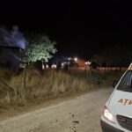 Flăcări misterioase la Lipnița: O locuință s-a transformat în scrum, în absența curentului electric, iar proprietarii sunt departe, în Germania – reacția primarului 3 foto incendiu misterios la lipnita o casa a ars complet desi era fara curent electric proprietarii sunt plecati in germania reactia primarului 68b2e4e813cba