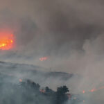 Flăcări necruțătoare în Turcia: mai mult de 250 de oameni evacuați dintr-o destinație turistică afectată 2 foto noi incendii devastatoare in turcia peste 250 de persoane au fost evacuate dintr o regiune turistica 68a1d5301e808