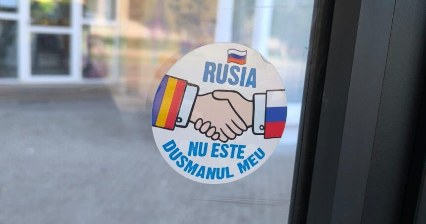 „Rusia nu-mi este adversar” - o inițiativă de influențare a opiniei publice din partea Moscovei în România, extinsă și în alte colțuri ale Europei. 1 foto rusia nu este dusmanul meu o noua campanie de propaganda a moscovei in romania mesajul a fost raspandit si in alte tari europene 68a5fde99b35b