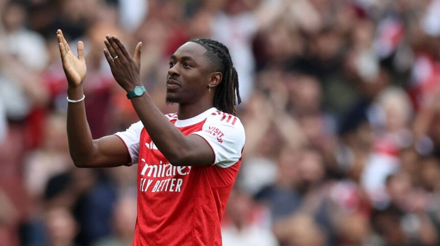 Arsenal își dezvăluie noua stea: Eberechi Eze strălucește pe teren înaintea confruntării cu Leeds. Cât a costat transferul de la Crystal Palace? 1 foto si video cum si a prezentat arsenal noul transfer mare eberechi eze pe teren inainte de meciul cu leeds cat au platit tunarii lui crys 68aad57773daf