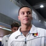 "David Popovici se întoarce în România: Ce echipă îți susține inima, Steaua sau Dinamo?" 3 foto si video esti stelist sau dinamovist david popovici raspuns clar la revenirea in romania 688fc46aa4c7b