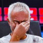 Jose Mourinho, copleșit de emoție la conferință după pierderea lui Jorge Costa: "Voi acționa așa cum mi-ar fi recomandat el: azi și mâine sunt ocupat, iar apoi voi lăsa lacrimile să curgă" 2 foto si video jose mourinho in lacrimi la conferinta dupa decesul lui jorge costa o sa fac cum mi ar fi spus el azi si maine am treaba iar dupa voi p 68924b0259093