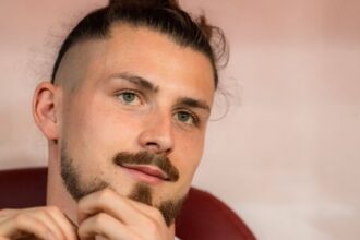 foto si video radu dragusin la udine cu tottenham pentru marele meci cu psg imaginile postate de londonezi 689b58465db79