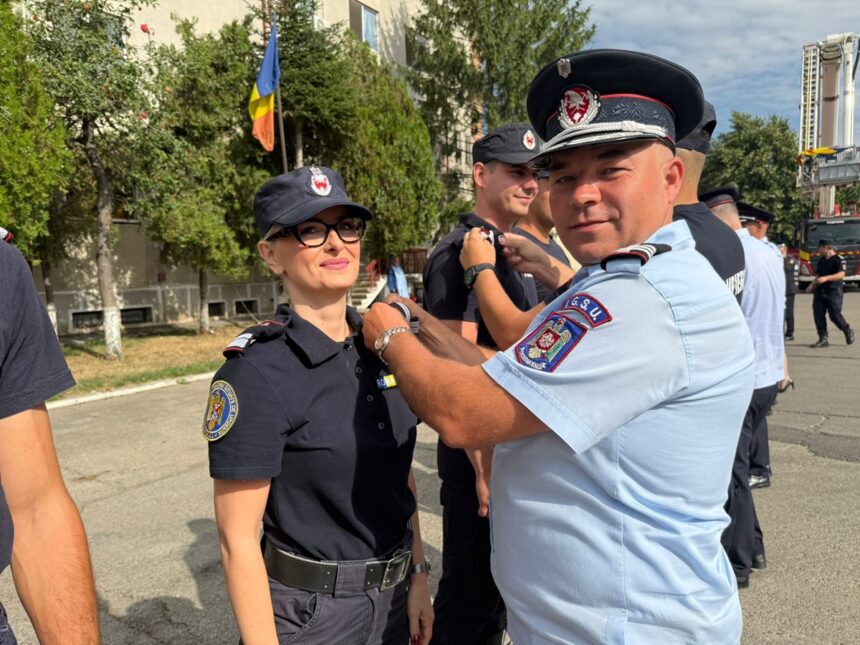 Ceremonie de avansare: Trei ofițeri și 134 de subofițeri de la ISU Dobrogea sărbătoresc realizări remarcabile! Descoperă alte momente pline de emoție din această zi specială! 1 foto trei ofiteri si 134 de subofiteri de la isu dobrogea avansati in grad iata ce alte momente emotionante au mai avut loc azi 688c95abbd4ee