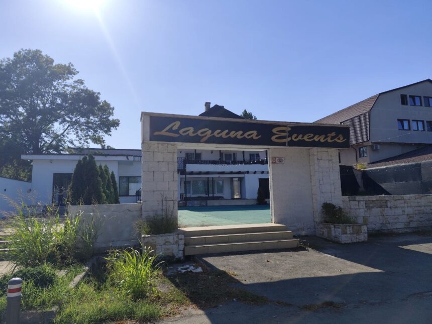 Restaurant de renume din Satul de Vacanță, scos pe piață: proprietarii vizează 1,6 milioane de euro! 1 foto un restaurant emblematic din satul de vacanta scos la vanzare proprietarii spera sa obtina 16 milioane de euro 68a14aab54c2a
