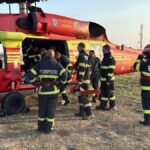 Incendiu devastator în pădurile din Chilia Veche, Tulcea! Pompierii sunt sprijiniți de aeronave pentru a combate flăcările! 3 foto video arde padurea in zona chilia veche din tulcea pompierii transportati cu aeronavele aproape de focarele incendiului 6894d635b1758