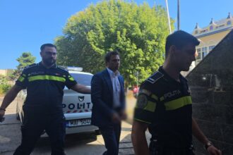 foto video cristian radu a ajuns la tribunal dna constanta cere arestarea primarului din mangalia ar fi pretins si primit peste 600 000 de euro spun anchetatorii 68a717312920f