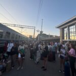 Agitație în Gara Constanța după suspendarea trenurilor 2 foto video haos in gara constanta dupa intreruperea circulatiei feroviare 68a2169c06d5d