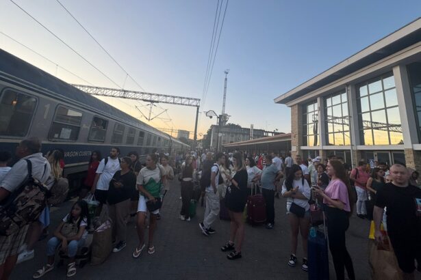 foto video haos in gara constanta dupa intreruperea circulatiei feroviare 68a2169c06d5d