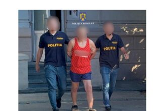 foto video un barbat suspect de furt calificat de arme a fost prins si incarcerat la constanta 68a5a19b4451c