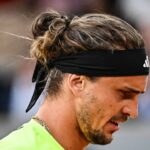 Cade în umbră: Zverev pierde trofeul de la Toronto. Cine va lupta pentru premiul cel mare? 3 galerie foto clacheaza si cand nu se uita nimeni zverev rateaza titlul de la toronto cine va juca finala pentru o miza uriasa 68945a92e30df