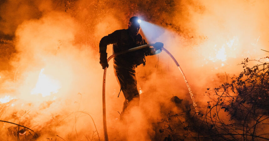 galerie foto incendiile de vegetatie fac ravagii in spania peste 300 000 de hectare arse camino de santiago blocat pe zeci de kilometri 68a3344443eee