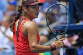 galerie foto irezistibila emma raducanu a ajuns in pasi de vals in turul trei la us open ce a spus despre tunsoarea lui alcaraz 68b0065a771c2
