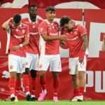 Victorie istorică pentru dinamoviști: După aproape 30 de ani, au spart blestemul derby-ului! Când a fost ultima oară când FCSB a primit 4 goluri? 2 galerie foto s a incheiat cosmarul dinamovistilor prima victorie in derby dupa 1994 de zile cand incasase fcsb ultima data 4 goluri 688e7a11eb279