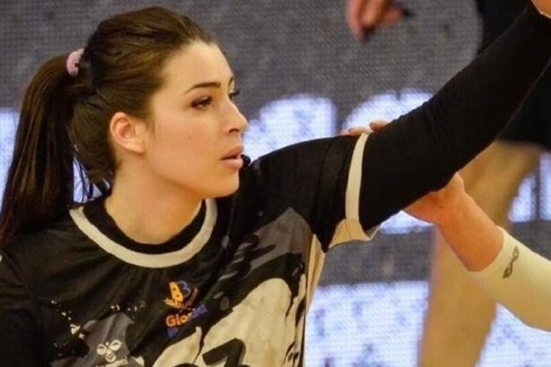 galerie foto transfer tare la rapid marija petrovic a semnat in giulesti 6893488a2c133