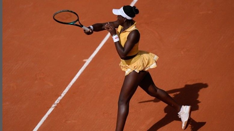 "Victoria Mboko: O tânără cu un destin strălucitor și o conexiune surprinzătoare cu Mobutu Sese Seko Kuku Ngbendu Wa Za Banga! La doar 18 ani, a ajuns în semifinalele Canadian Open!" 1 galerie foto victoria mboko nume predestinat si legatura cu mobutu sese seko kuku ngbendu wa za banga pustoaica de 18 ani este in semifinalele canadian open 6891bb70a695d