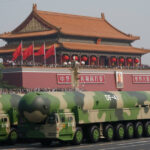 Statele Unite dețin informații despre extinderea arsenalului nuclear chinez: Care sunt circumstanțele în care Beijingul ar apela la armamentul atomic în conflictul cu Taiwanul? 2 general sua china isi mareste arsenalul nuclear in ce conditii ar folosi beijingul o arma atomica impotriva taiwanului 68a82a2a478d4