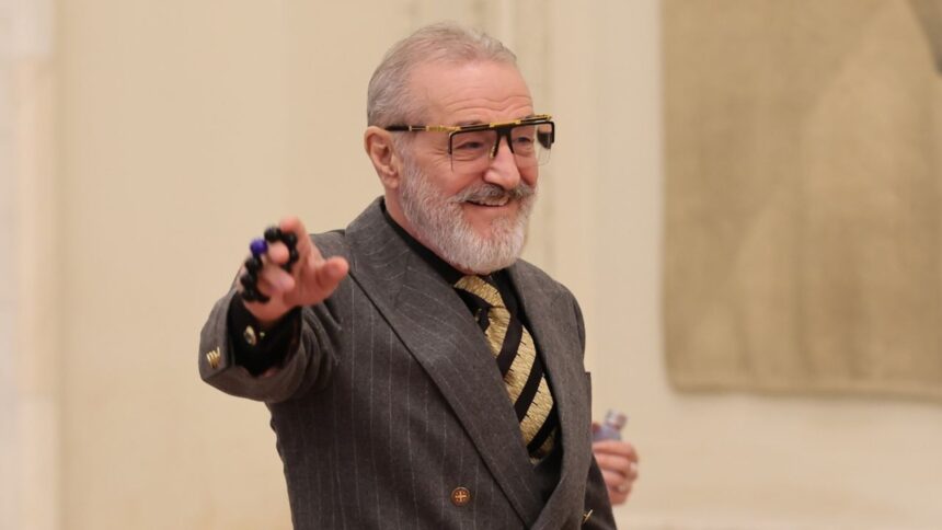Gigi Becali îl desemnează pe starul din Aberdeen drept cel mai valoros jucător: "Fără îndoială, este cel mai bun! A avut o prestație de excepție de când s-a alăturat echipei noastre." 1 gigi becali a numit mvp ul din aberdeen fcsb de departe numarul 1 cel mai bun meci de cand e la noi 68a78d2c8fc26