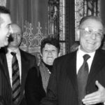 gigi becali aparitie fulger la sicriul lui iliescu o cruce si un atac oricum nu vede raiul 689375dc34853
