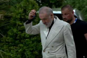 gigi becali s a razgandit in privinta unui jucator de la fcsb mi a zis varga ca l vrea ia treci pe lista ma 688da33eb0148