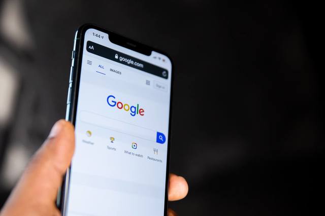 Google își optimizează centrele de date AI pentru a diminua consumul de energie în orele de vârf, contribuind astfel la salvarea rețelei electrice din SUA. 1 google va reduce consumul de energie al centrelor sale de date ai in perioadele de varf pentru a proteja reteaua electrica din sua 6892390407f97
