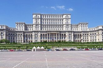 guvernantii ar urma sa stabileasca noi reguli privind publicitatea politica si finantarea partidelor subventie pentru partide neparlamentare reguli privind cadouri si lobby in cazul alesilor 689da2b9bd931