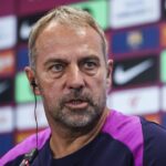 Hansi Flick, dezamăgit de înfrângerea severă cu Barcelona: "Meciul nu m-a mulțumit deloc!" 3 hansi flick nemultumit dupa ce barcelona a batut cu 3 0 nu mi a placut meciul 68a1a8fb3d14c