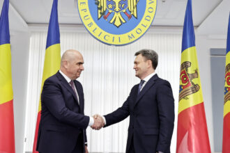 ilie bolojan a anuntat la chisinau ca romania sustine integrarea moldovei in ue suntem din aceeasi vatra din acelasi sange 68a9ba2d4ced7