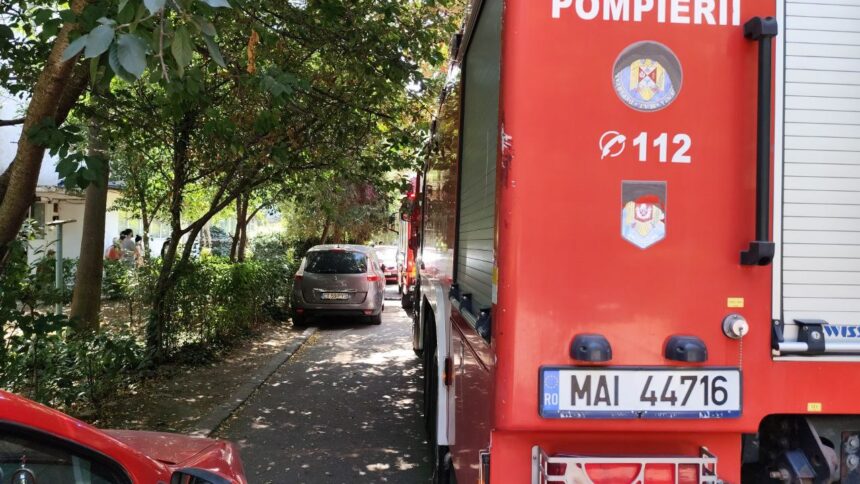 Flăcările au mistuit o casă în Tuzla! 1 incendiu in tuzla o locuinta a fost cuprinsa de flacari 68a9d8e5e0f0d
