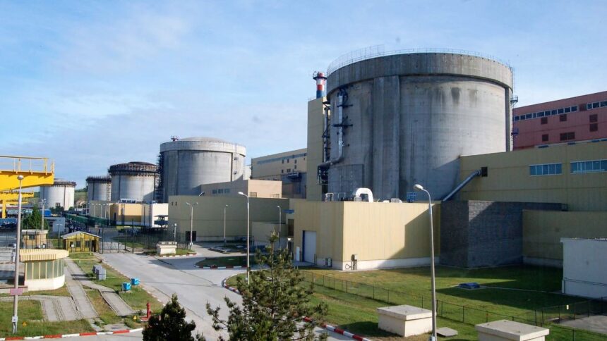 Flăcări la Centrala Nucleară Cernavodă: situația sub control, fără pericole! 1 incendiu la centrala nucleara de la cernavoda stins fara riscuri 689d8c63b14cc