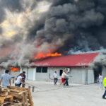 Flăcări devastatoare în apropierea Capitalei: un depozit de materiale plastice din Buftea a fost mistuit de incendiu 3 incendiu puternic langa capitala un depozit de mase plastice din buftea a fost cuprins de flacari 68ac0ffbcbf0b