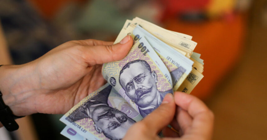 Amânarea interdicției de a cumula pensia cu salariul la stat: reforma se dovedește o provocare dificilă (surse) 1 interzicerea cumularii pensiei cu salariul la stat amanata reforma s a dovedit greu de realizat surse 68ad8b9d3ea75
