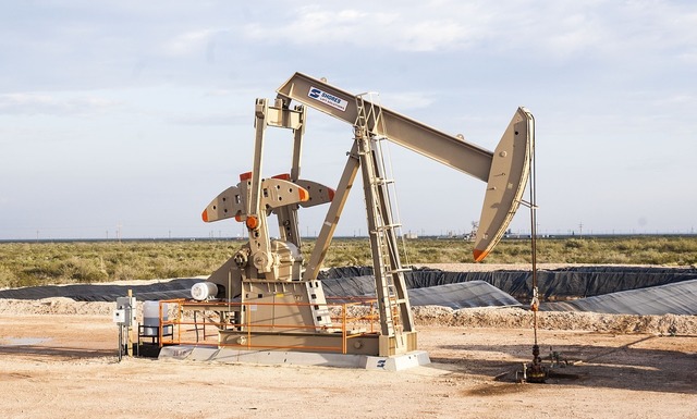 Irakul încheie o alianță cu Chevron pentru descoperiri în domeniul petrolier 1 irakul a semnat un acord cu chevron pentru explorari petroliere 68a6149365d03