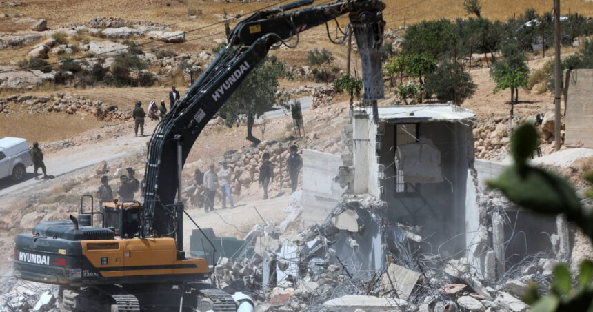 Israel dă undă verde unei vaste expansiuni în Cisiordania. Ce dispute riscă să saboteze planul de revitalizare? 1 israelul aproba un proiect urias de colonizare a cisiordaniei ce controverse ameninta sa zadarniceasca planul de reconstructie 68a5d73e4ef93