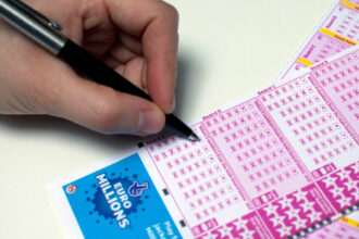 jackpot de 250 de milioane de euro in franta este cel mai mare castig din istoria loteriei franceze 68a582f62294b