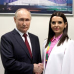 Judecătoarea din Moldova, care a decis soarta bașcanei Guțul, a primit amenințări cu moartea. 2 judecatoarea din republica moldova care a condamnat o pe bascana gutul la inchisoare a fost amenintata cu moartea 68949126632b4